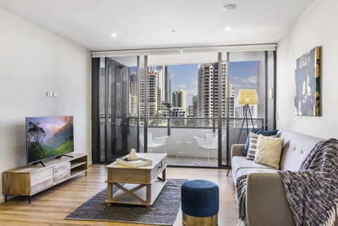 Luxe Beach Holiday Unit With Parking, Pool And Gym - Accommodation Yamba 1