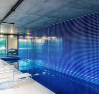 Luxury 2BR Yarra River Views WIFI-Netflix-Pool-Gym - Accommodation Yamba