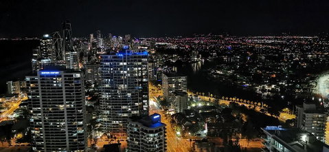 Luxury 3 Bedroom In Heart Of Surfers Paradise - Accommodation Yamba 2