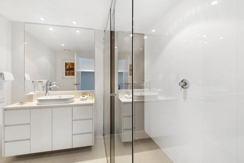 Luxury Hotel With Ocean View In Surfers Paradise - Accommodation Yamba 2