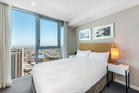 Luxury Hotel With Ocean View In Surfers Paradise - Accommodation Yamba 1