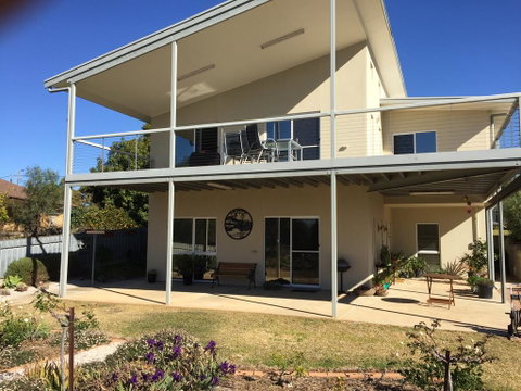 Lyreen's Apartment - Accommodation Yamba 0