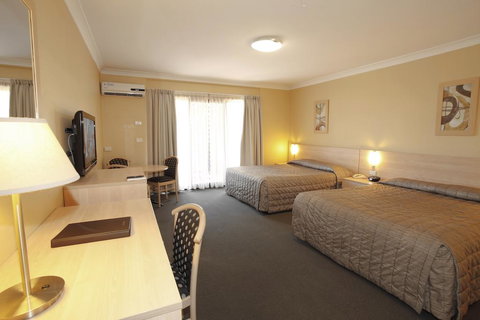 Maclin Lodge Motel - Accommodation Yamba 3