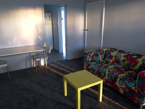 Maddington House Unit B - Accommodation Yamba 3