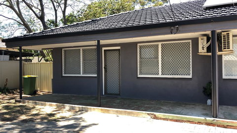 Maddington House Unit B - Accommodation Yamba 1