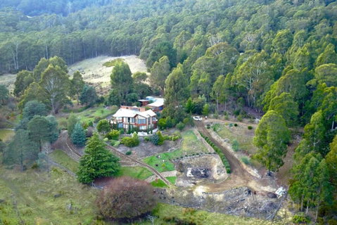 MAGICAL MOUNTAIN RETREAT - 20 Mins To CBD And Only 10 To MONA! - Accommodation Yamba 1