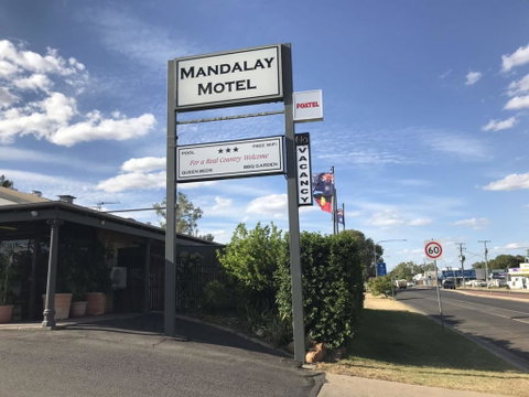 Mandalay Motel - Accommodation Yamba 0