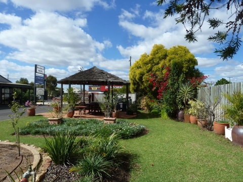 Mandalay Motel - Accommodation Yamba 1