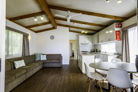 Mannum Riverside Caravan Park - Accommodation Yamba 2