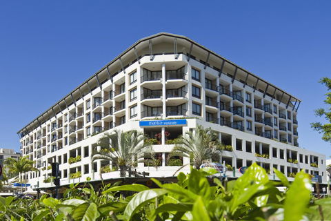 Mantra Esplanade - Accommodation Yamba 1