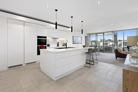 MARINA VIEW - Accommodation Yamba 0