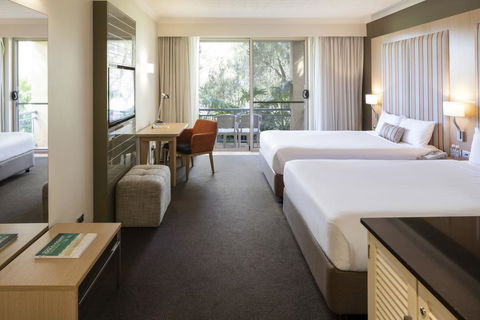 Mercure Gold Coast Resort - Accommodation Yamba 2