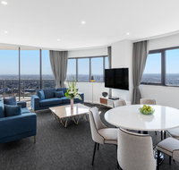 Meriton Suites Kent Street - Accommodation Yamba