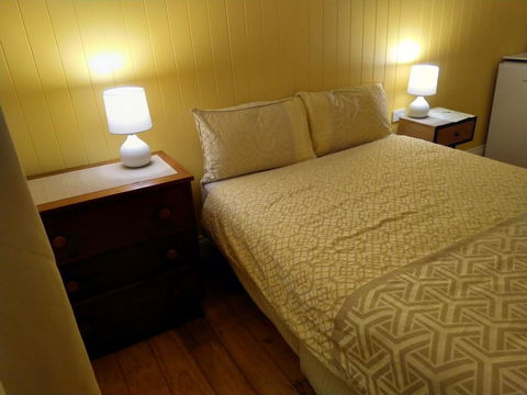 Minto Colonial Accommodation - Accommodation Yamba 1