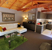 Mirkwood Forest Self-contained Spa Cottages - Accommodation Yamba