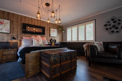 Misty Valley Homestayz - Accommodation Yamba 1