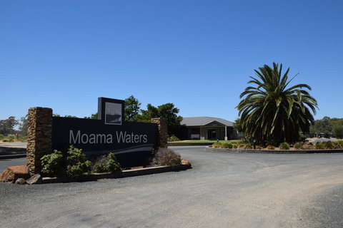 Moama Waters - Accommodation Yamba 0