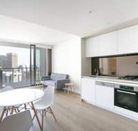 Modern Apartment in Darling Harbour - Accommodation Yamba