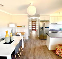 Modern Majestic - everything you need - private location - Accommodation Yamba