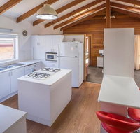 Mollymook Fantastic Holiday House - Accommodation Yamba