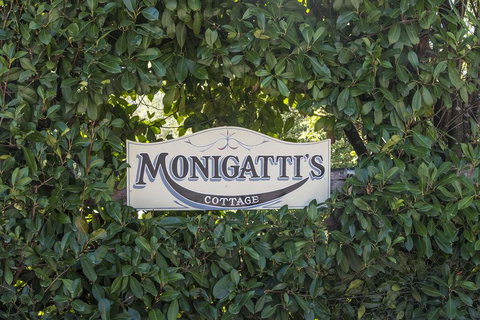 Monigatti - Accommodation Yamba 1