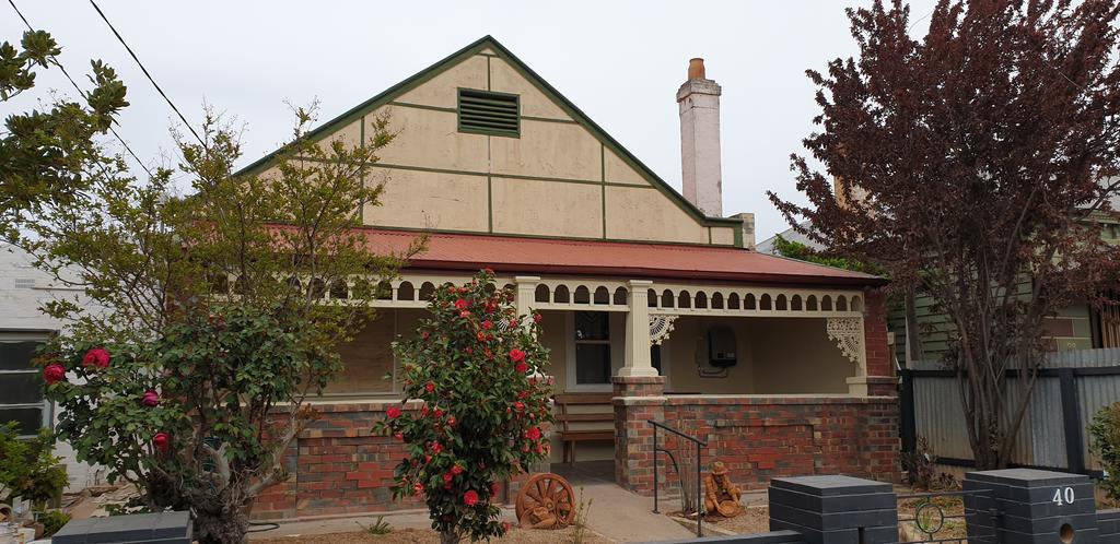 Serpentine ACT Accommodation Yamba