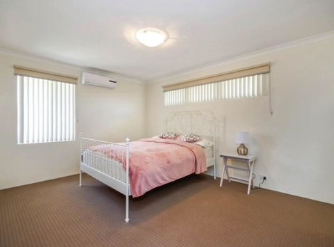 Holiday Home Near Perth City / Airport / Stadium / Casino - Accommodation Yamba 12