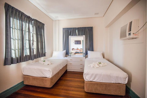 Captain Stirling Hotel - Accommodation Yamba 35