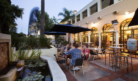 Captain Stirling Hotel - Accommodation Yamba 7
