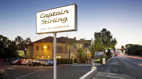 Captain Stirling Hotel - Accommodation Yamba 8