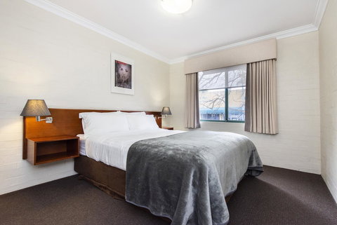 Subiaco Village 20 - Accommodation Yamba 11
