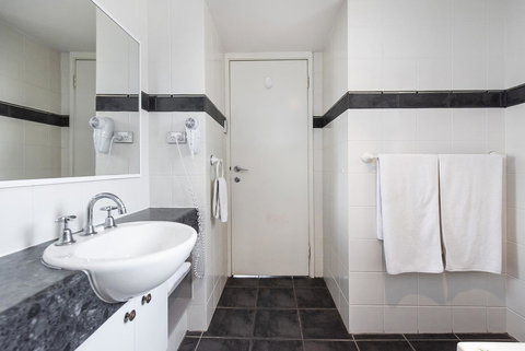 Subiaco Village 20 - Accommodation Yamba 14