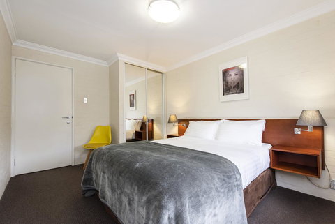 Subiaco Village 20 - Accommodation Yamba 12