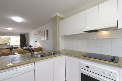 Hillarys Marina Apartment - Accommodation Yamba 13