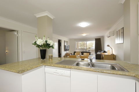 Hillarys Marina Apartment - Accommodation Yamba 12