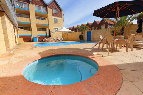 Hillarys Marina Apartment - Accommodation Yamba 34