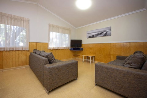 Discovery Parks - Woodman Point - Accommodation Yamba 14