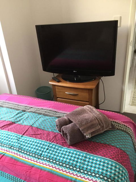 Lakeside Views - Accommodation Yamba 1