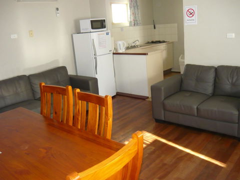 Albany Apartments - Accommodation Yamba 3