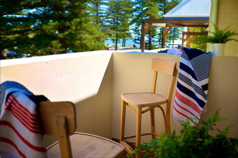 Cottesloe Artist's Beach Retreat - Accommodation Yamba 19