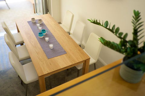 Cottesloe Artist's Beach Retreat - Accommodation Yamba 10