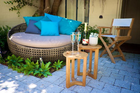 Cottesloe Artist's Beach Retreat - Accommodation Yamba 34