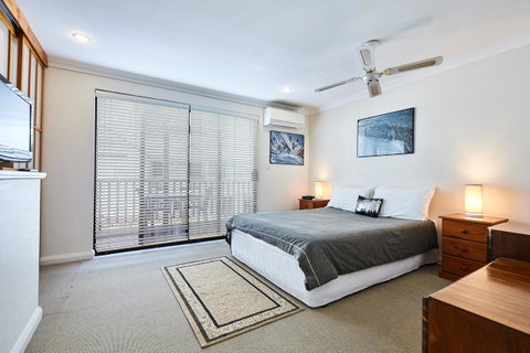 Fremantle Townhouse U/5 - Accommodation Yamba 8