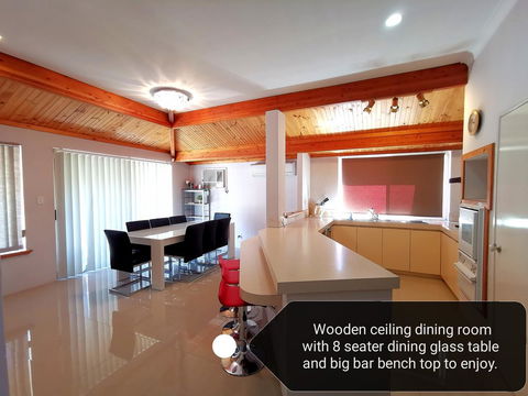 Cosy Easy Access Home Near Perth CBD And Fremantle - Accommodation Yamba 11