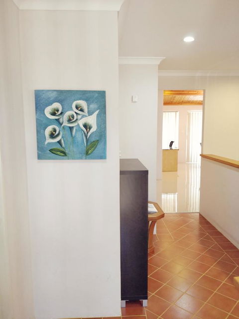 Cosy Easy Access Home Near Perth CBD And Fremantle - Accommodation Yamba 0