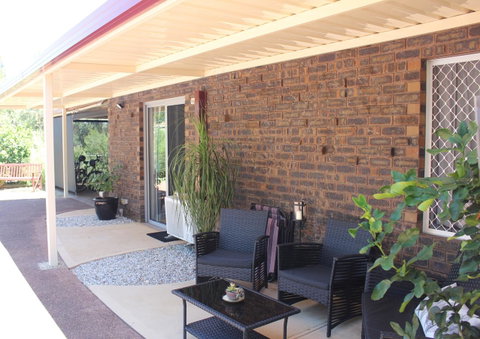 Jacaranda Hideaway Bed & Breakfast - Accommodation Yamba 12