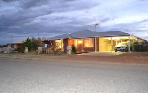 Beach Place @ Leeman - Accommodation Yamba 0