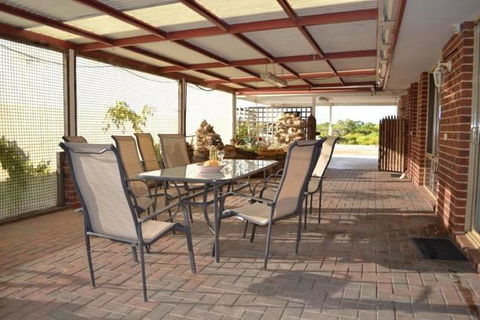 Beach Place @ Leeman - Accommodation Yamba 1