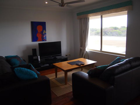 Beach Place @ Leeman - Accommodation Yamba 8