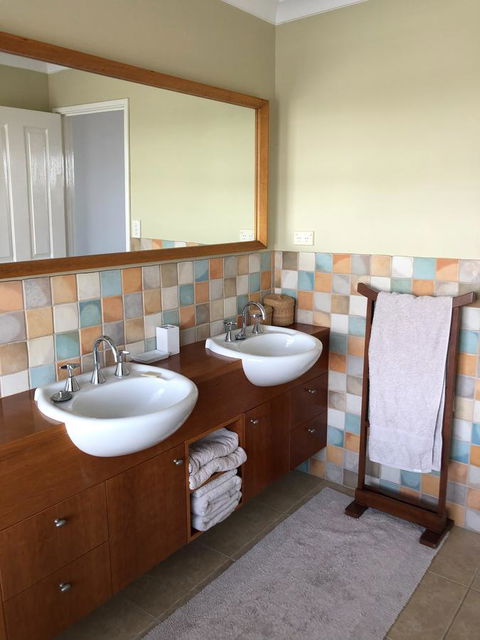 Mullaloo Beachfront Retreat - Accommodation Yamba 7